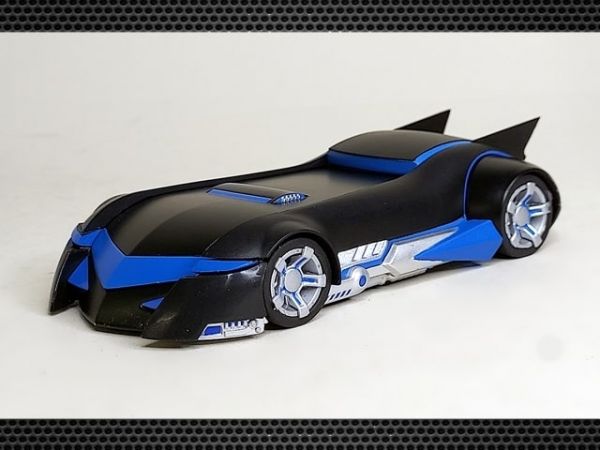BATMOBILE ~ THE BATMAN ANIMATED SERIES (MARK II) | 1:43 Diecast Model Car