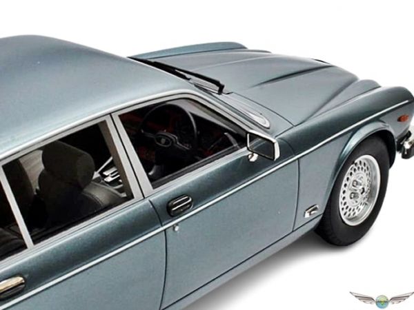 JAGUAR XJ SIII ~ 1979 - 1985 | 1:18 Diecast Model Car