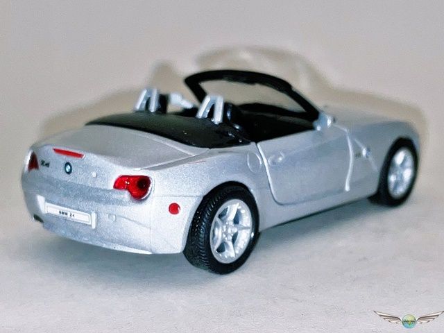 Bmw z4 cheap diecast model car