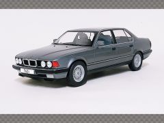 BMW 750i (E32) | 1:18 Diecast Model Car