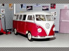 VOLKSWAGEN SPLITSCREEN MICROBUS | 1:24 Diecast Model Car